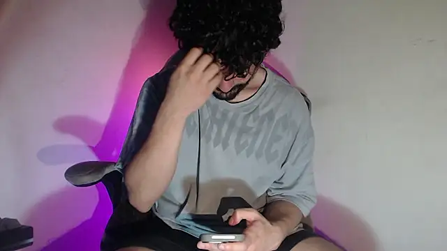 LuciferSantoryu webcam