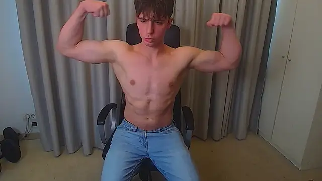 kellenwest - KellenWest's free webcam