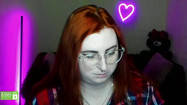 Alicia_love00 webcam