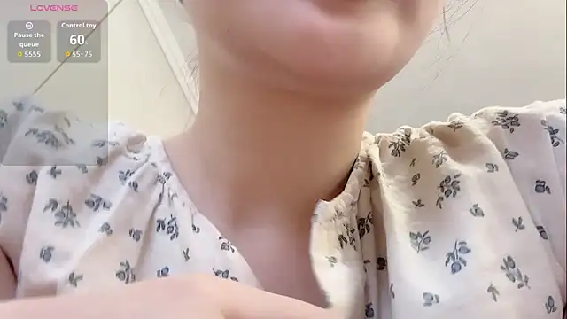 美女camille-w在线直播