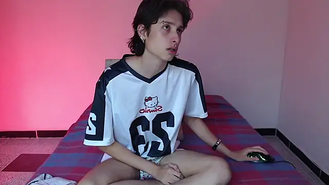 cirosky_elchicopolla webcam