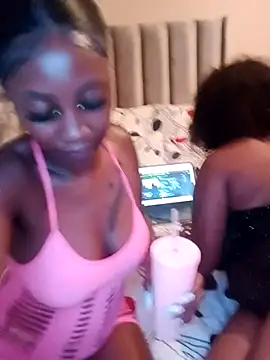 CocoButterxox webcam