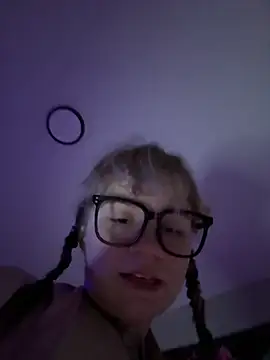 Cutiepiespanks webcam