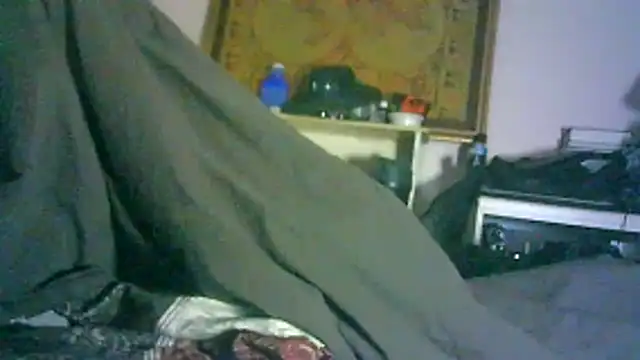 ON3YOULLN3VER_FIR3 webcam