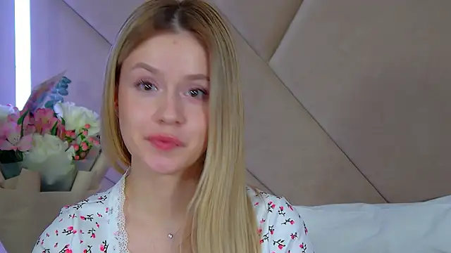 MilanaBalmain webcam