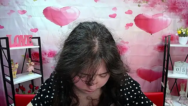 NeonilaLisova webcam