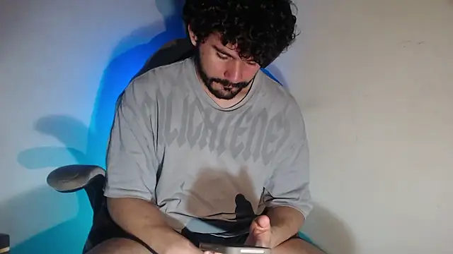 LuciferSantoryu webcam