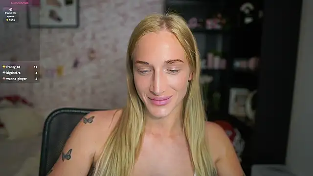 Nicolette__Shea_ webcam