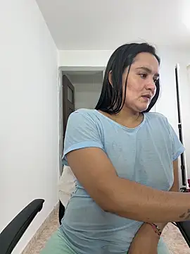 Webcam Model (Rouse69_)  is live.Free join now!