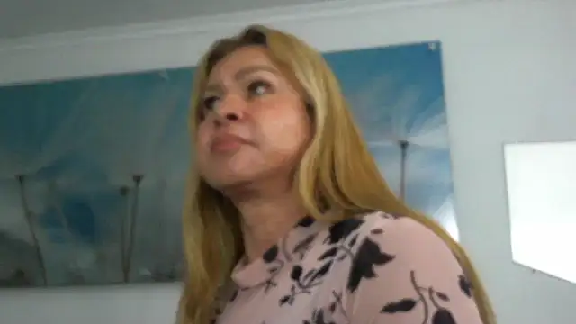 Mirianzapata_1 webcam