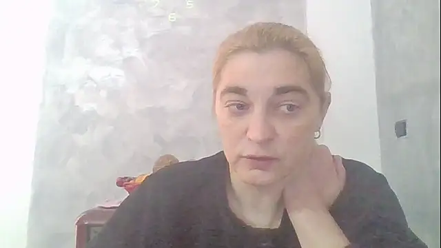 GoldenAngelMilf webcam