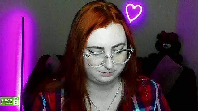 Alicia_love00 webcam