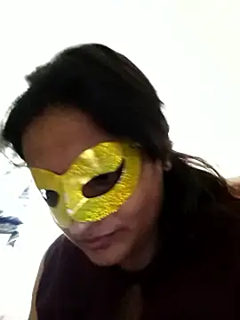 Webcam Model (Gullapi)  is live.Free join now!