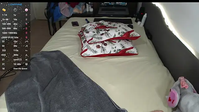 BigBootyAlice webcam