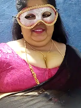 tamilthanushri webcam