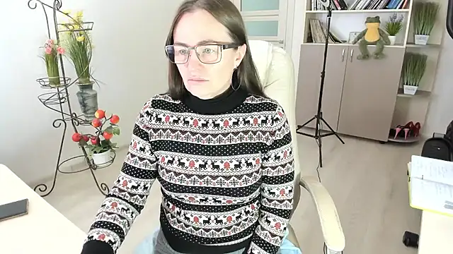 vika73 - Vika73's free webcam - UK Sex Cams