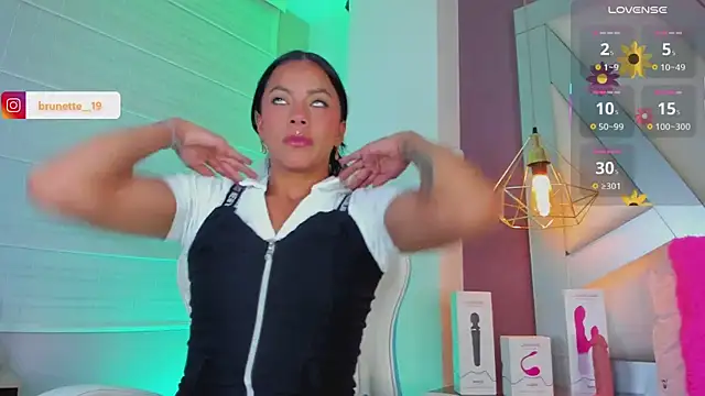 amber_villalobos_ - Amber_villalobos_'s free webcam