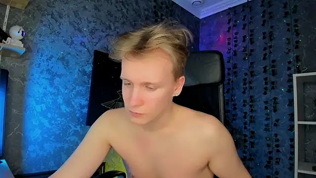AlexxSweet webcam