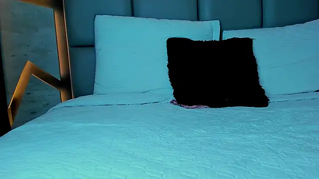 Valeriabigass webcam