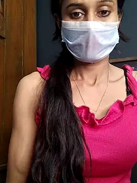 Webcam Model (Saharaa)  is live.Free join now!