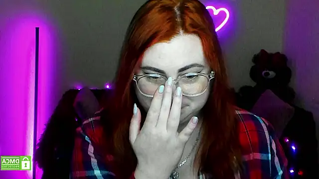 Alicia_love00 webcam