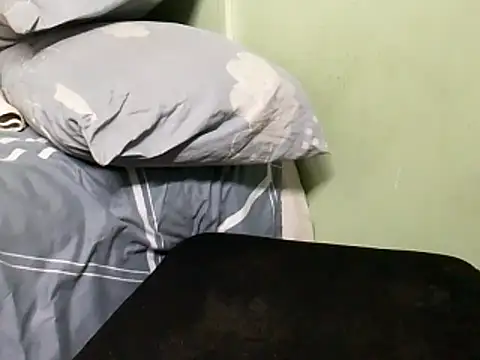 calme_odl1 - Calme_odl1's free webcam - UK Sex Cams