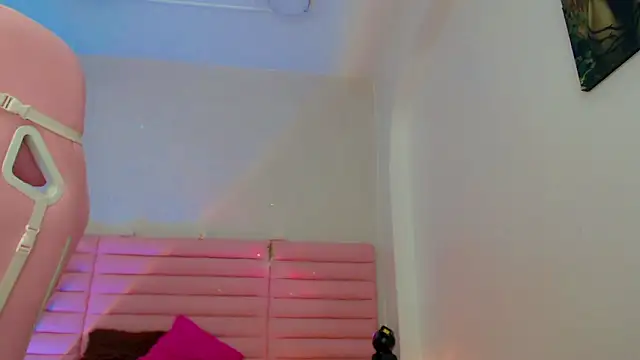 estefany_squirt1 webcam