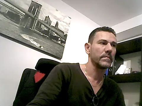 mastercharisma35 webcam