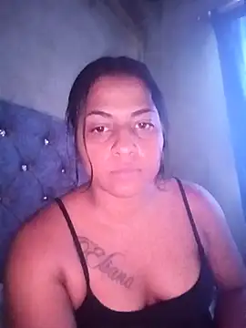 Giselabrunette25 webcam