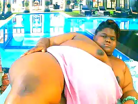 EbonyHotBuns webcam