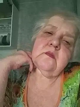 HapinessLovee webcam