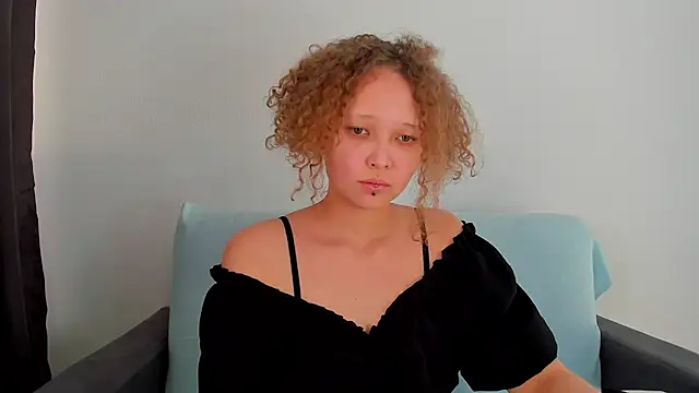 Senya_Sol webcam