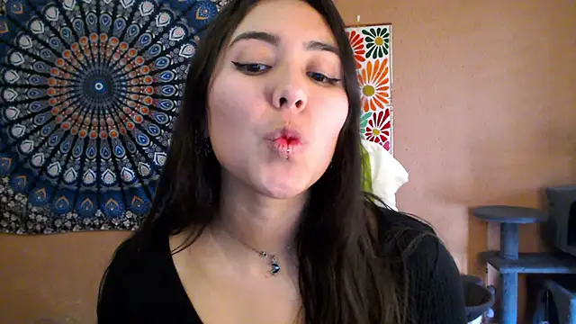 IntimateTales webcam