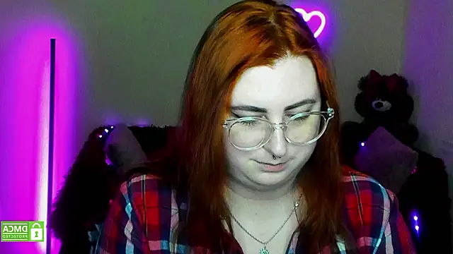 Alicia_love00 webcam