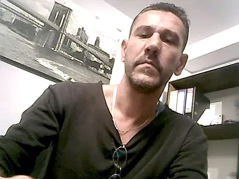 mastercharisma35 webcam