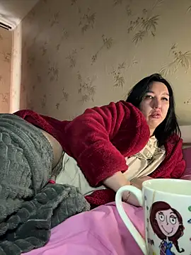 Naughtbaby_2025 webcam