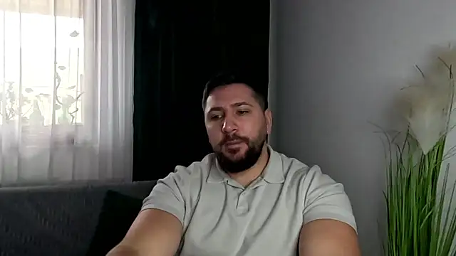 Gold_Alpha_Boy webcam