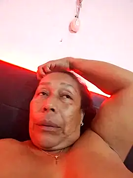 Ruby-Hot-Milf webcam