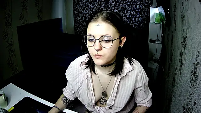 Withbeautyeyes webcam