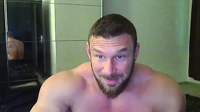 muscularkevin webcam
