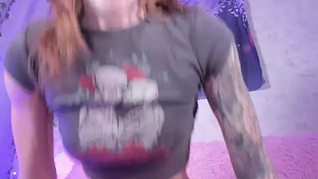 LuckySexyDoll webcam