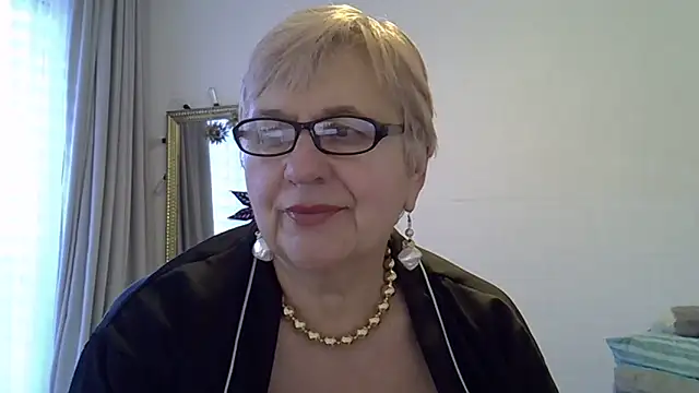 SweetCherry27 webcam