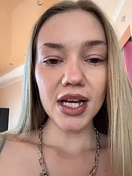 milamoone - MilaMoone's free webcam - UK Sex Cams