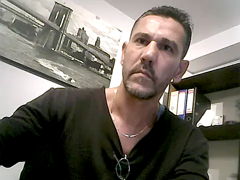 mastercharisma35 webcam