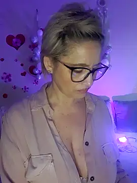 BellaBellaHot webcam