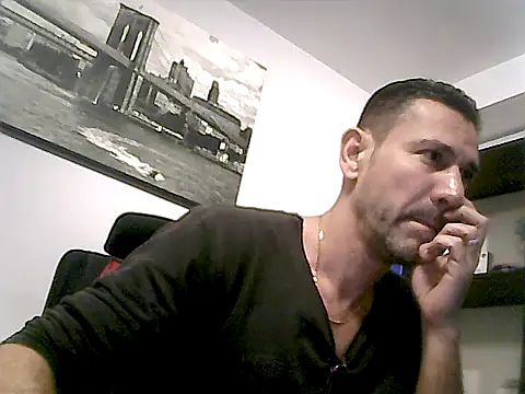 mastercharisma35 webcam