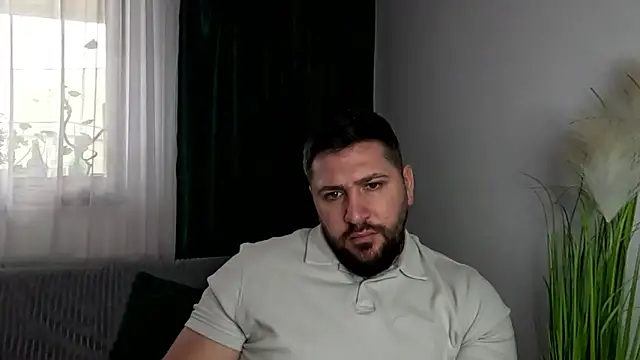 Gold_Alpha_Boy webcam