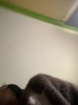 Webcam Model (Vivi_na19)  is live.Free join now!