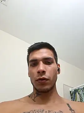 HazelEyedJay420 webcam