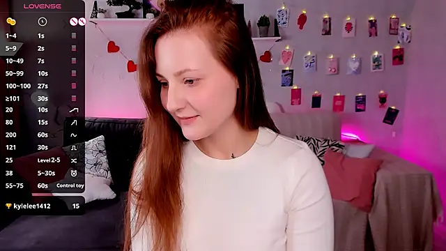 velvet_cherry_ webcam